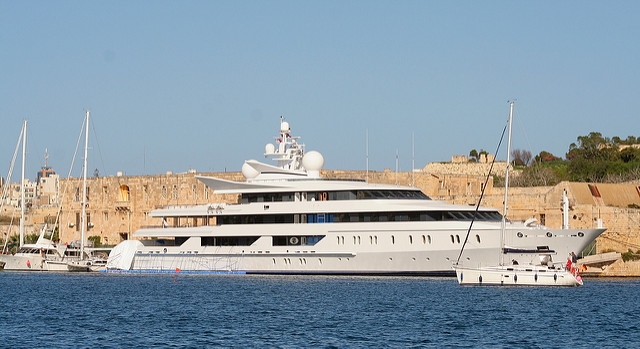 working on a yacht, work, earn and travel, working holiday