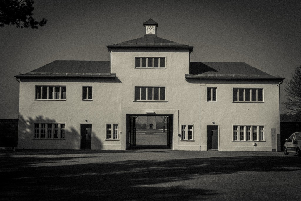 Clock-Tower-at-the-entrance-to-Sachsenhausen