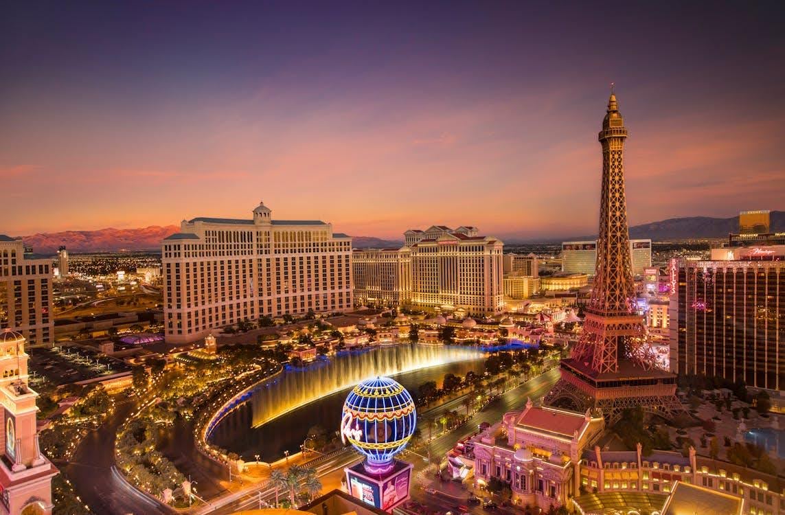the lights of Las Vegas in the Us at night