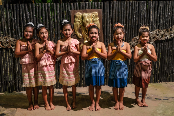 Elephant Hills, elephant experience, glamping, tents, Thailand, Khao Sok National Park, travel, travelling book junkie