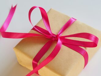 Why Giftory is the Best Website for Choosing Experiential Gifts Tailored for Women via @tbookjunkie