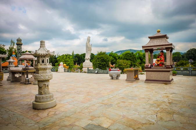Kuang Im, chapel, temple, temples, thai, thailand, kanchanaburi, attractions, where, to, go, what, see, near, travelling, around, backpacking, best, places, top, unusual, unique travel, travelling book junkie, travel, exploring, staying, interesting, chinese, grounds, statues,