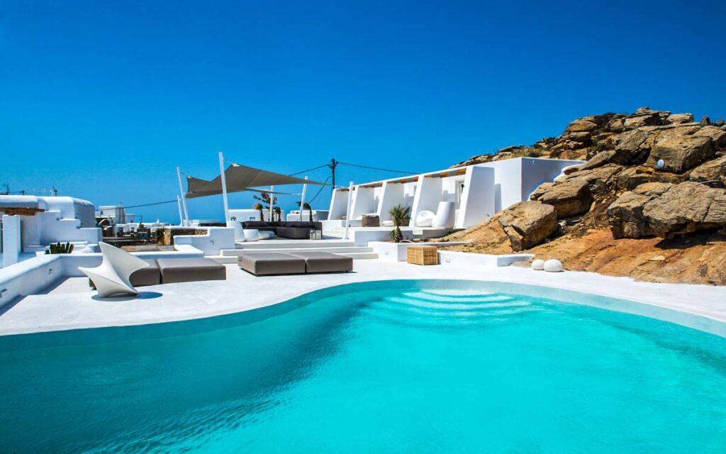 Suite Amethyst in Mykonos Greece is the perfect location for a romantic break