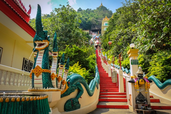 Wat Bam Tham, dragon head, temple, temples, thai, thailand, kanchanaburi, attractions, where, to, go, what, see, near, travelling, around, backpacking, best, places, top, unusual, unique travel, travelling book junkie, travel, exploring, staying, interesting, stairs, dragons, mouth, naga, serpents