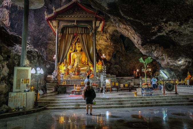 Wat Bam Tham, dragon head, temple, temples, thai, thailand, kanchanaburi, attractions, where, to, go, what, see, near, travelling, around, backpacking, best, places, top, unusual, unique travel, travelling book junkie, travel, exploring, staying, interesting, buddha, statue, shrine, cave,